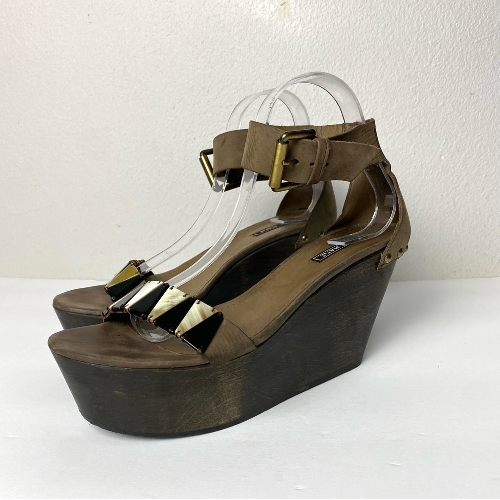 Vic Matie platform wedge 10